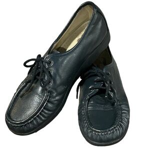 SAS San Antonio Shoes Lace Up
Genuine Leather Oxford Loafers Shoes
Size 9
